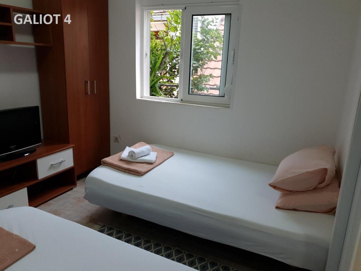 Apartmani Galiot Igalo Exterior photo